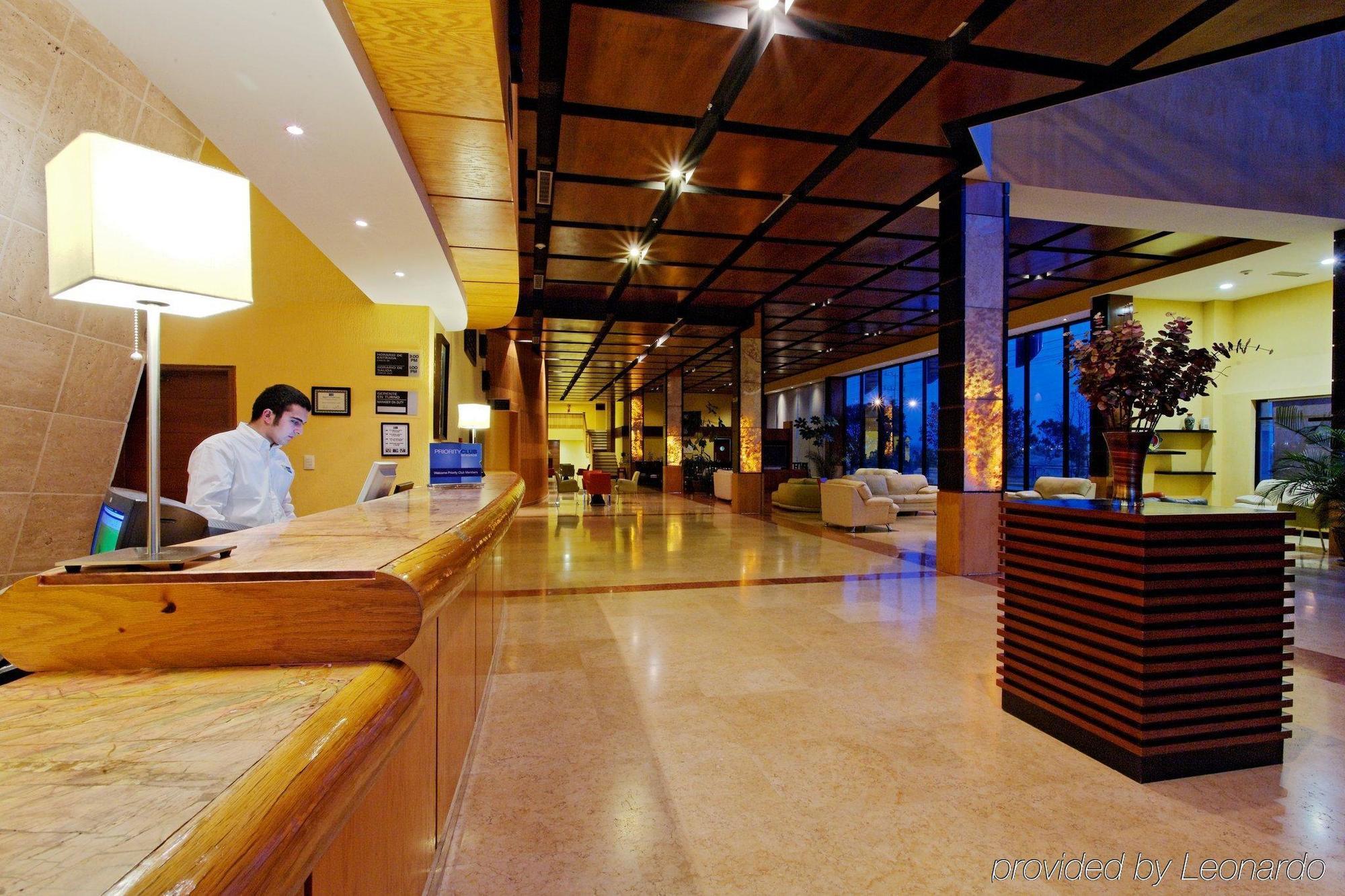 Holiday Inn Express Nuevo Laredo, an IHG Hotel Interior foto